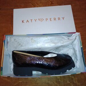 NIB Katy Perry The Daarling Slip On Black 5M Loafers